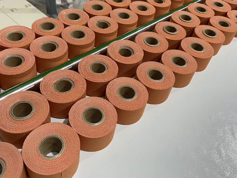 精準(zhǔn)分切，提升品質(zhì)：運(yùn)動(dòng)膠帶分切機(jī)深度解讀